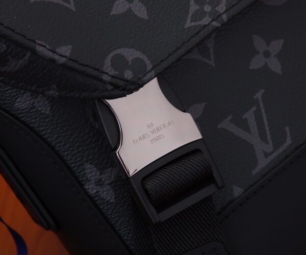 LV-Messenger Bag - Image 2