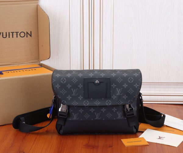 LV-Messenger Bag