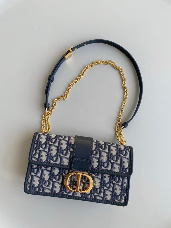 Dior Montaigne 30 chain - Image 5