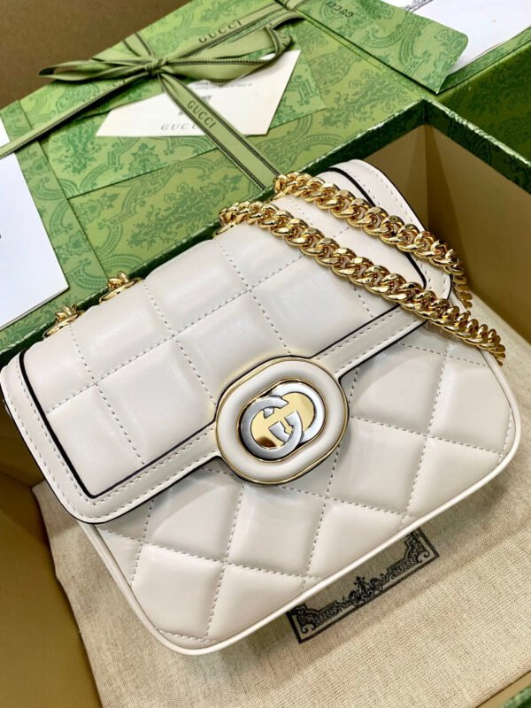 GUCCI Shoulder Bag - Image 2