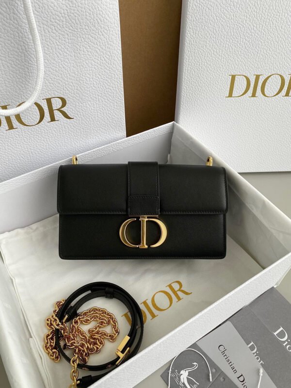 Dior Montaigne 30 chain