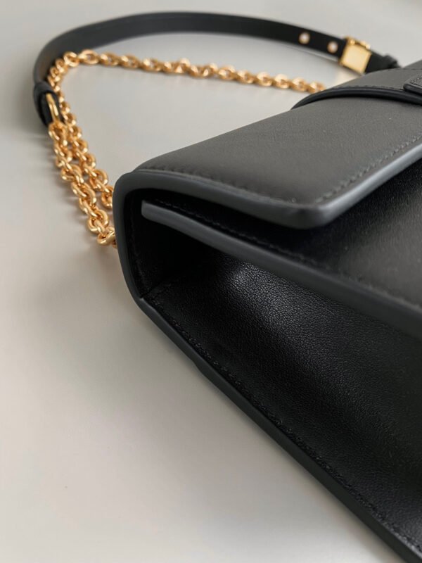 Dior Montaigne 30 chain - Image 2