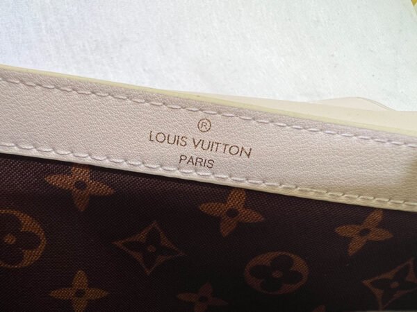 LV - Dauphine handbag - Image 7