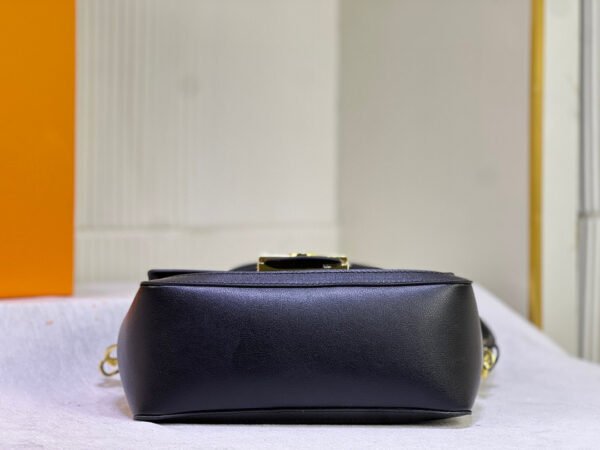 LV - Dauphine handbag - Image 9